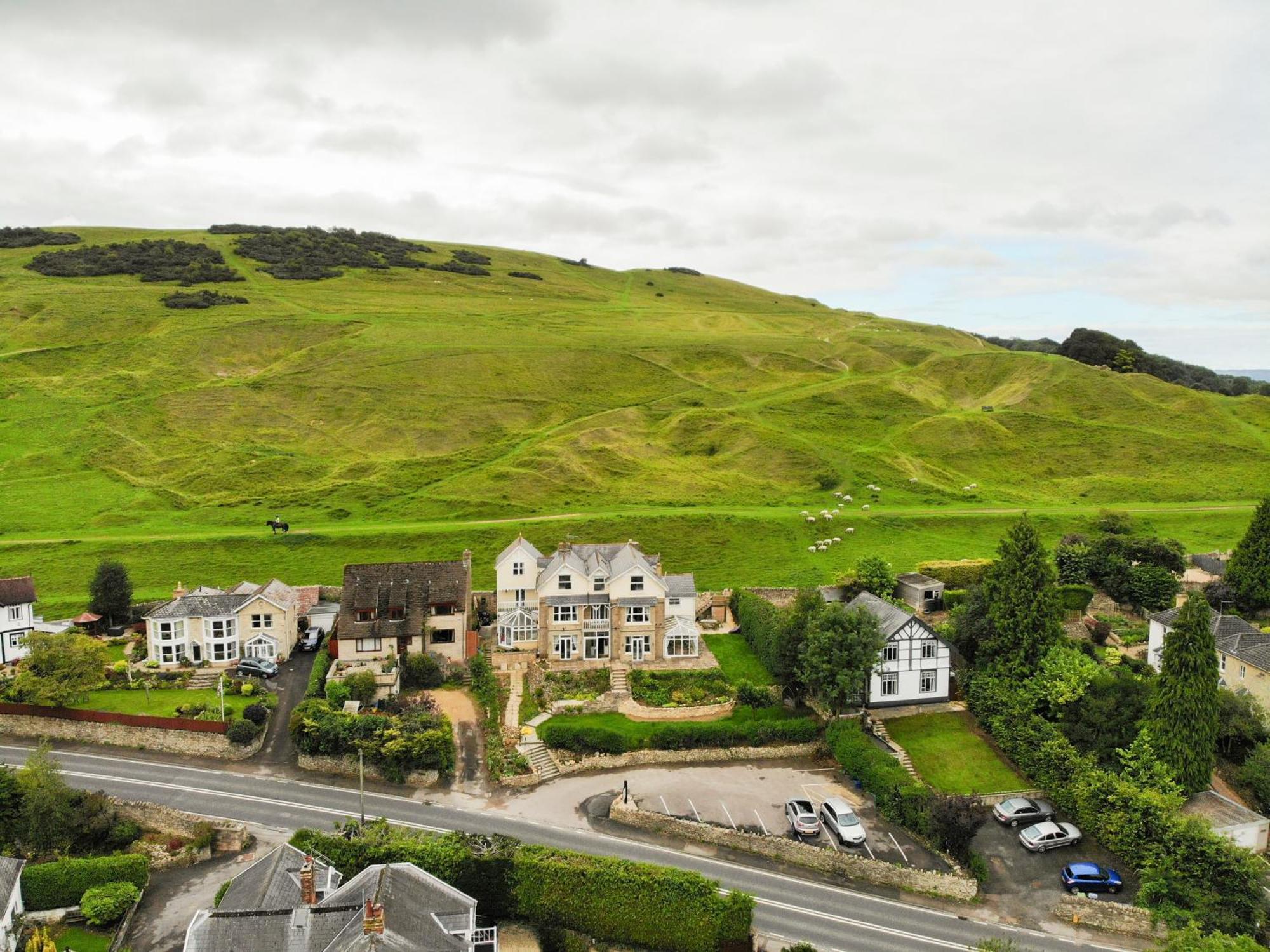 Cleeve Hill Hotel Bishop's Cleeve Екстериор снимка